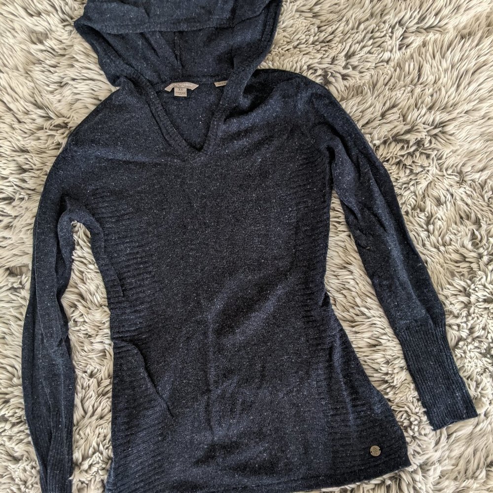 Royal Robbins Navy Blue XS sweater